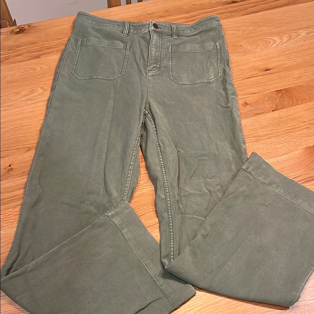 Faherty Stretch Terry Slim Wide Leg Pant Patch Pocket